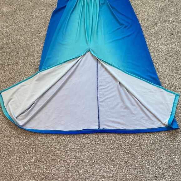 Blue floor length skirt - Picture 3 of 7